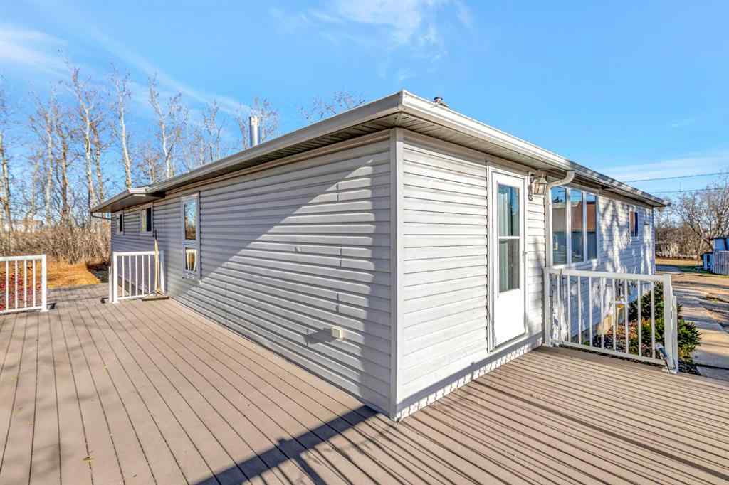 MLS&reg; # A2271284 - 105 1st Ave West   in NONE Waseca, Residential Open Houses