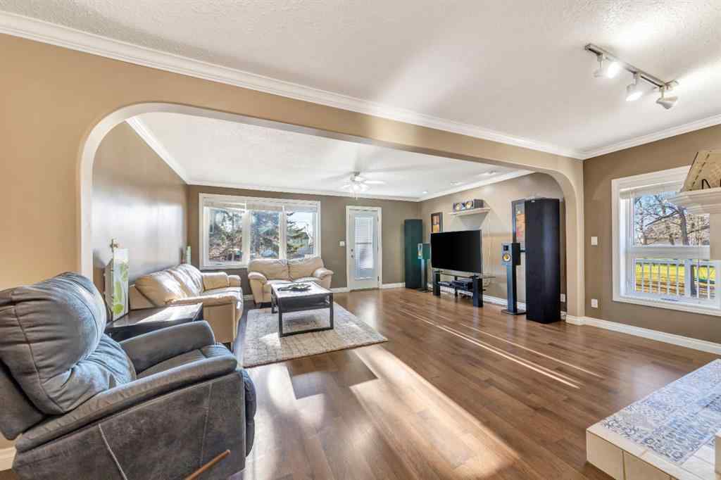 MLS&reg; # A2271284 - 105 1st Ave West   in NONE Waseca, Residential Open Houses