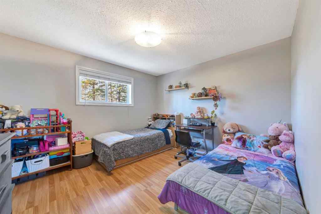 MLS&reg; # A2271284 - 105 1st Ave West   in NONE Waseca, Residential Open Houses