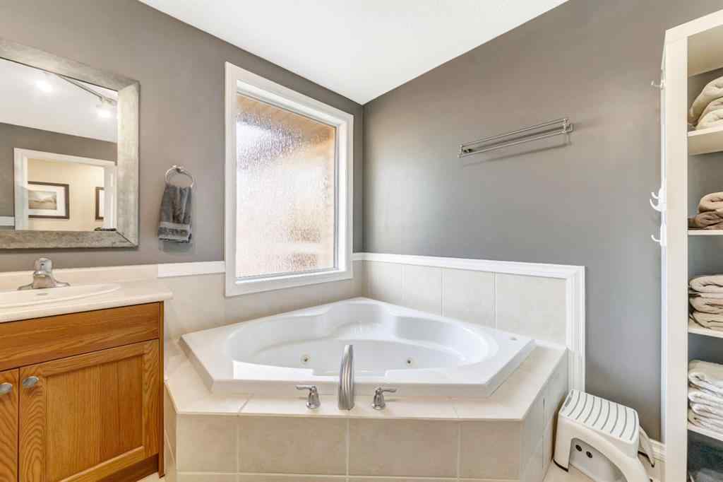 MLS&reg; # A2271284 - 105 1st Ave West   in NONE Waseca, Residential Open Houses