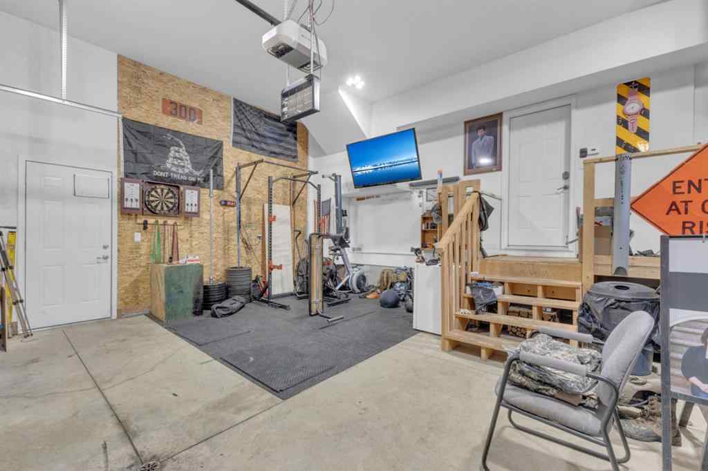 MLS&reg; # A2271285 - 38 Rolling Hills Bay  in Rolling Hills Blackfalds, Residential Open Houses