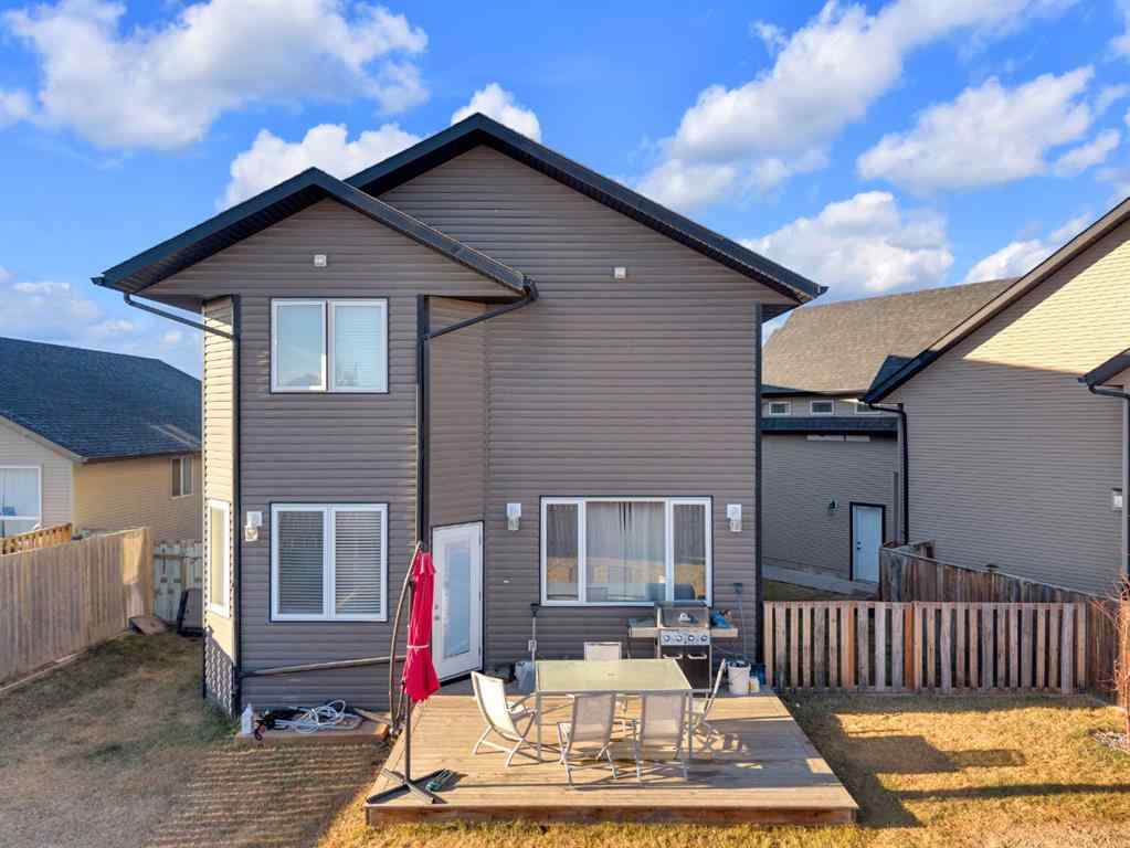 MLS&reg; # A2271285 - 38 Rolling Hills Bay  in Rolling Hills Blackfalds, Residential Open Houses