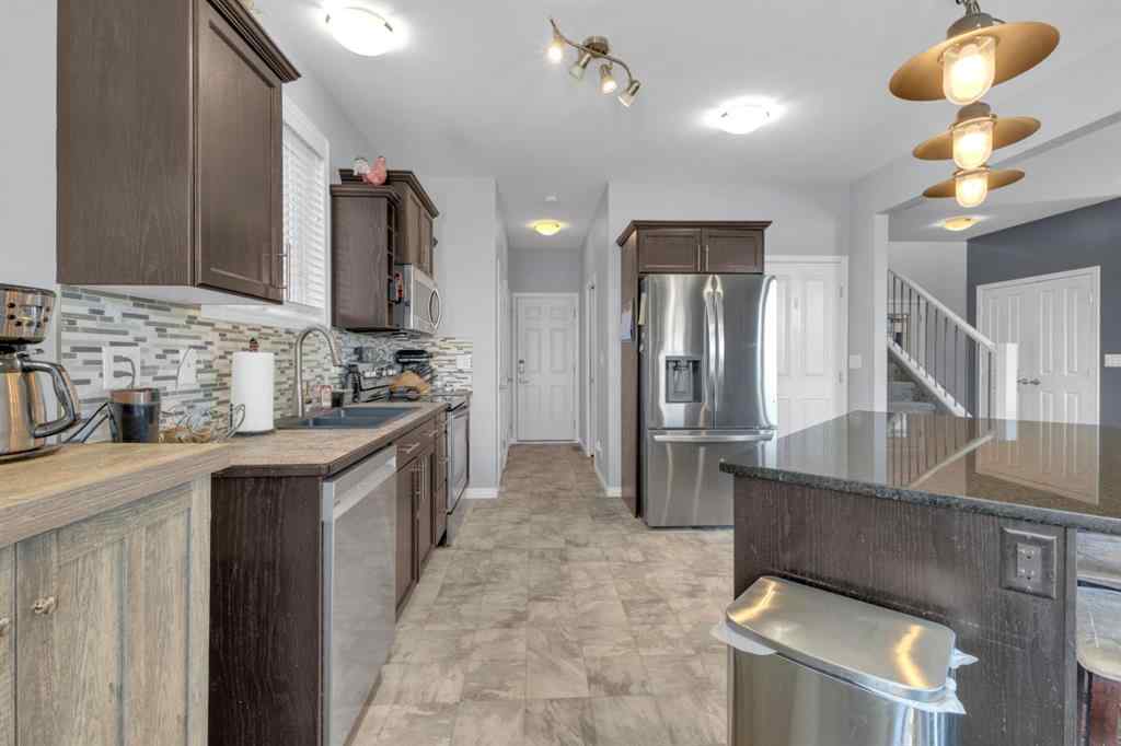 MLS&reg; # A2271285 - 38 Rolling Hills Bay  in Rolling Hills Blackfalds, Residential Open Houses