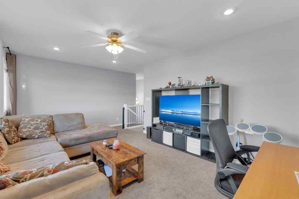 MLS&reg; # A2271285 - 38 Rolling Hills Bay  in Rolling Hills Blackfalds, Residential Open Houses