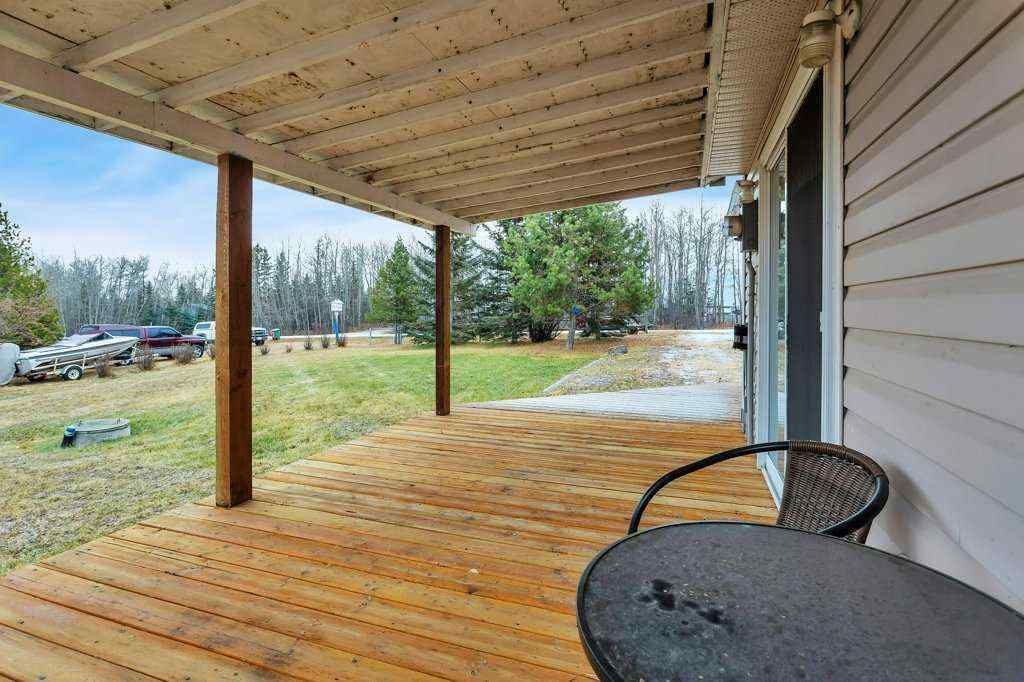 MLS&reg; # A2271290 - 8 Sunnyside Drive  in Sunnyside Rural Ponoka County, Residential Open Houses