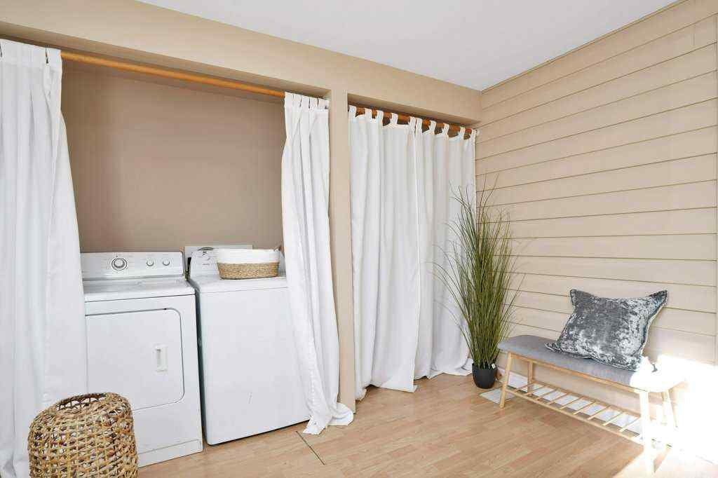 MLS&reg; # A2271290 - 8 Sunnyside Drive  in Sunnyside Rural Ponoka County, Residential Open Houses