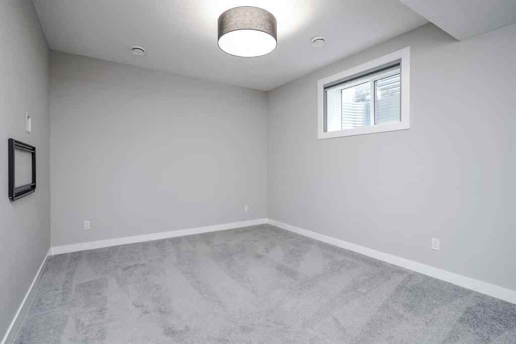 MLS&reg; # A2271292 - 28 Willow Street  in The Willows Cochrane, Residential Open Houses