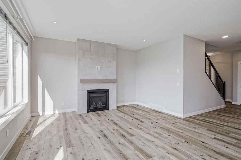 MLS&reg; # A2271292 - 28 Willow Street  in The Willows Cochrane, Residential Open Houses