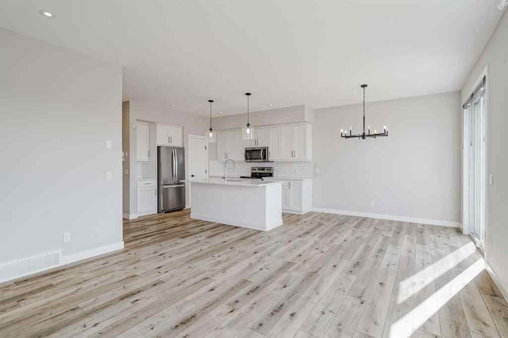 MLS&reg; # A2271292 - 28 Willow Street  in The Willows Cochrane, Residential Open Houses