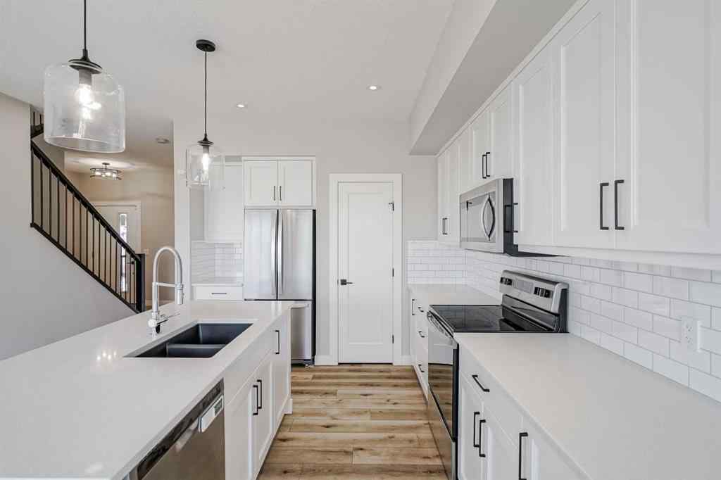 MLS&reg; # A2271292 - 28 Willow Street  in The Willows Cochrane, Residential Open Houses