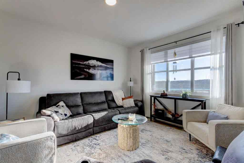MLS&reg; # A2271298 - 570 Legacy Circle SE in Legacy Calgary, Residential Open Houses