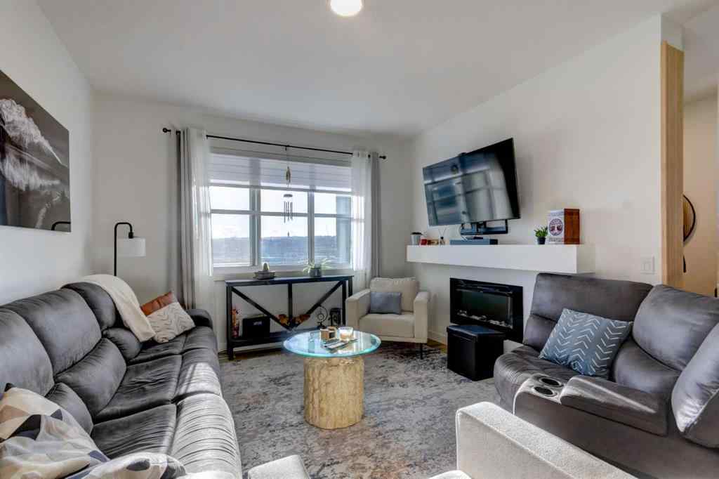 MLS&reg; # A2271298 - 570 Legacy Circle SE in Legacy Calgary, Residential Open Houses