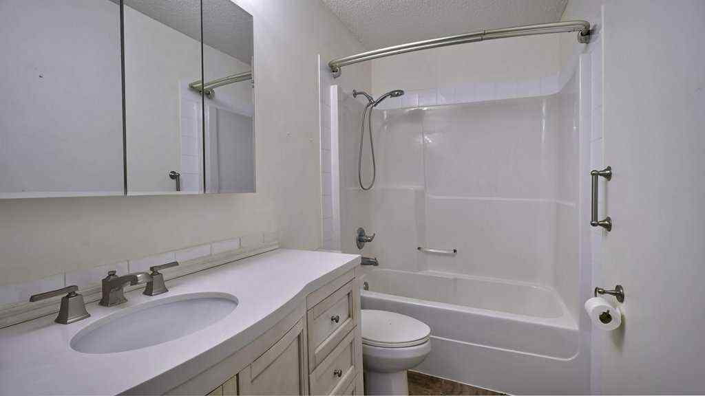 MLS® # A2271309 - 32 Mt Aberdeen Manor SE in McKenzie Lake Calgary, Residential Open Houses