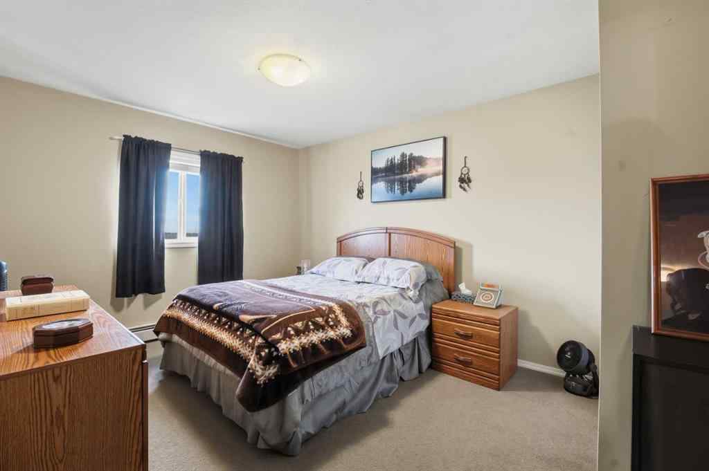 MLS&reg; # A2271315 - Unit #403 3 Broadway Rise  in Beacon Hill Sylvan Lake, Residential Open Houses