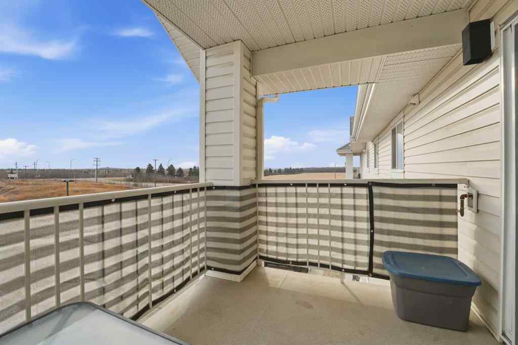 MLS&reg; # A2271315 - Unit #403 3 Broadway Rise  in Beacon Hill Sylvan Lake, Residential Open Houses