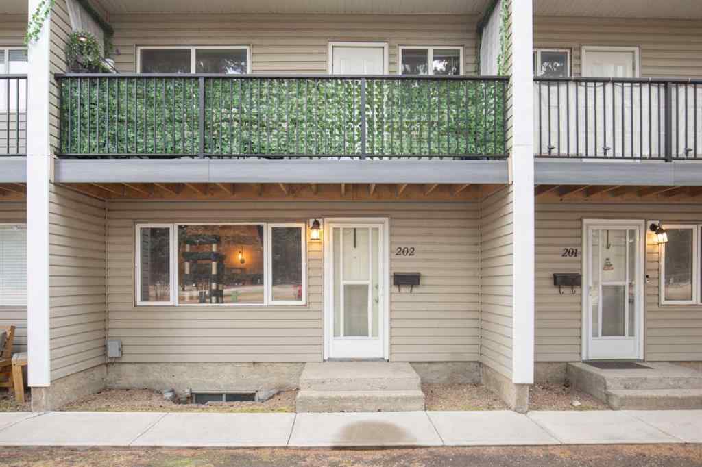 MLS&reg; # A2271317 - Unit #202 4719 33 Street  in South Hill Red Deer, Residential Open Houses