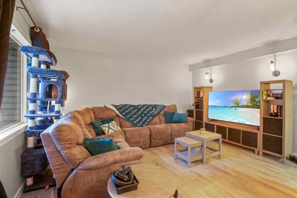 MLS&reg; # A2271317 - Unit #202 4719 33 Street  in South Hill Red Deer, Residential Open Houses