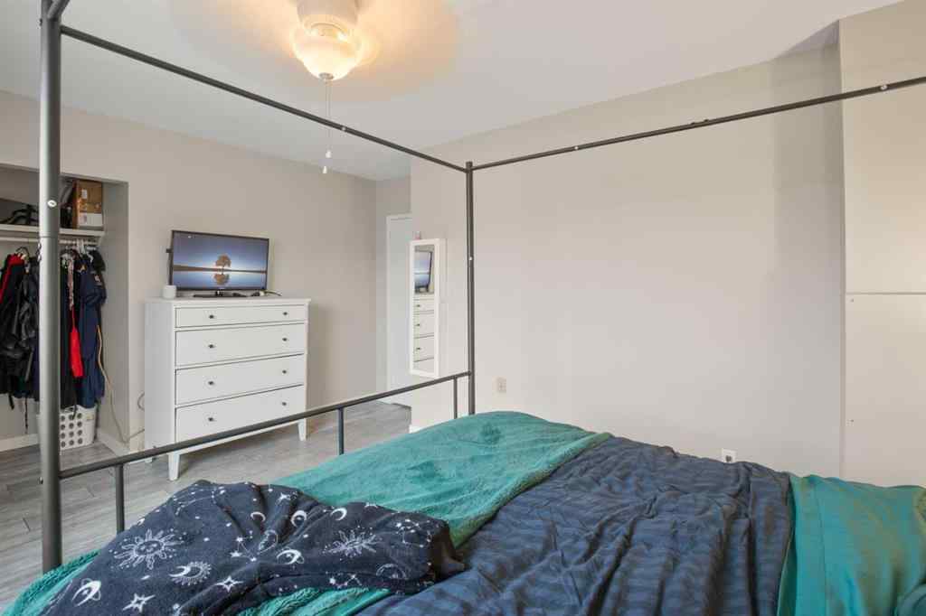 MLS&reg; # A2271317 - Unit #202 4719 33 Street  in South Hill Red Deer, Residential Open Houses