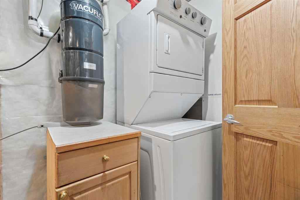 MLS&reg; # A2271327 - 303 Drake Landing Close  in Drake Landing Okotoks, Residential Open Houses