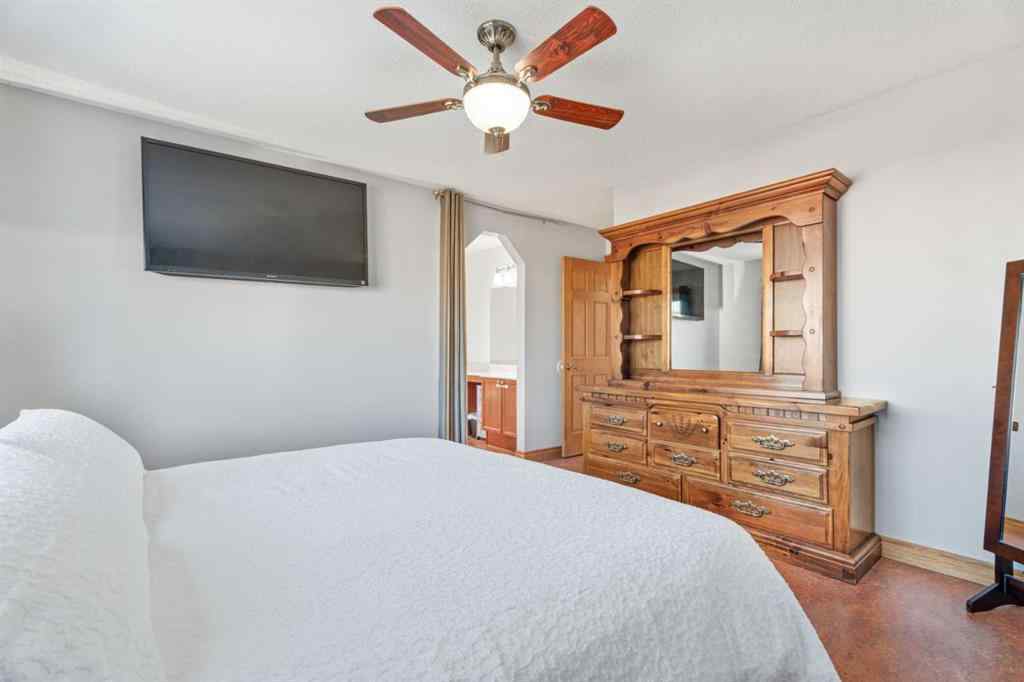 MLS&reg; # A2271327 - 303 Drake Landing Close  in Drake Landing Okotoks, Residential Open Houses