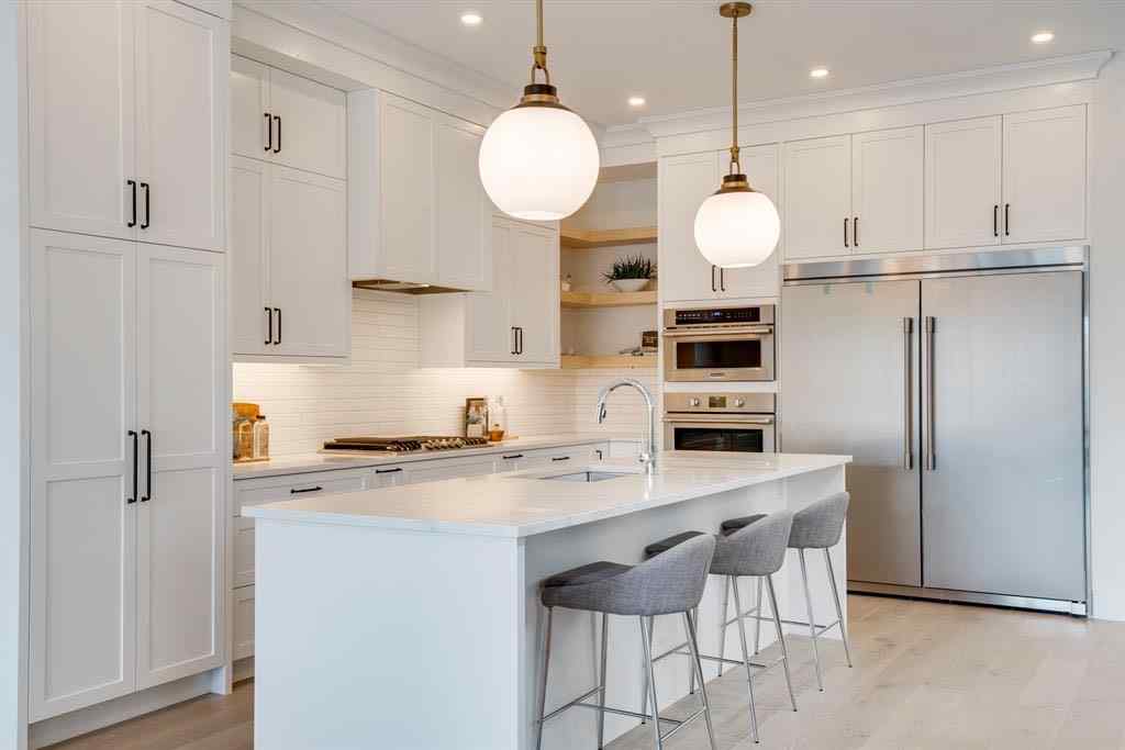 MLS&reg; # A2271330 - 640 37 Street SW in Wildwood Calgary, Residential Open Houses