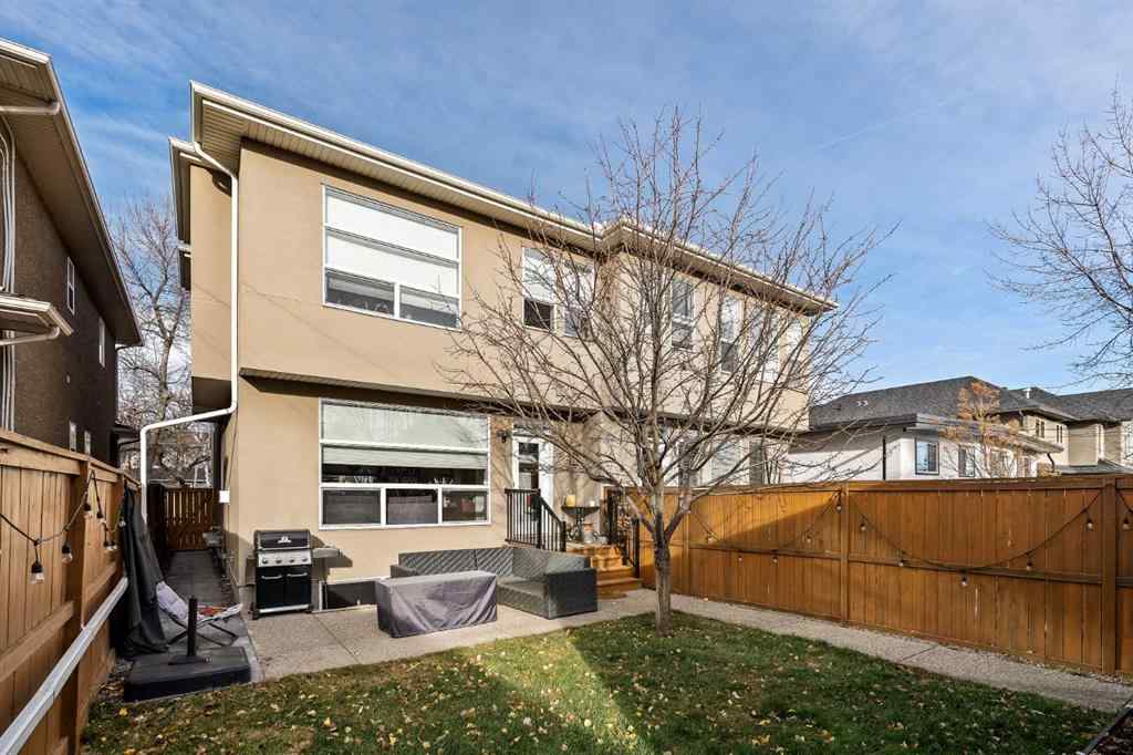 MLS&reg; # A2271332 - 447B 23 Avenue NW in Mount Pleasant Calgary, Residential Open Houses