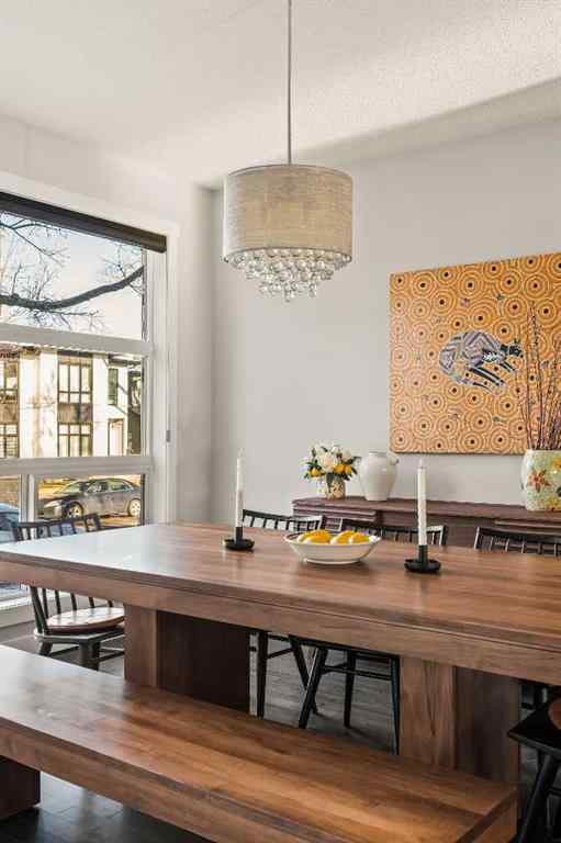 MLS&reg; # A2271332 - 447B 23 Avenue NW in Mount Pleasant Calgary, Residential Open Houses