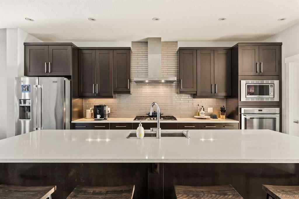 MLS&reg; # A2271332 - 447B 23 Avenue NW in Mount Pleasant Calgary, Residential Open Houses