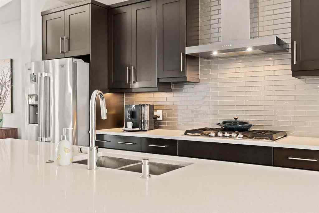 MLS&reg; # A2271332 - 447B 23 Avenue NW in Mount Pleasant Calgary, Residential Open Houses