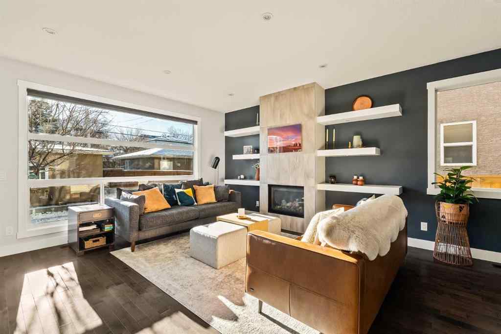 MLS&reg; # A2271332 - 447B 23 Avenue NW in Mount Pleasant Calgary, Residential Open Houses