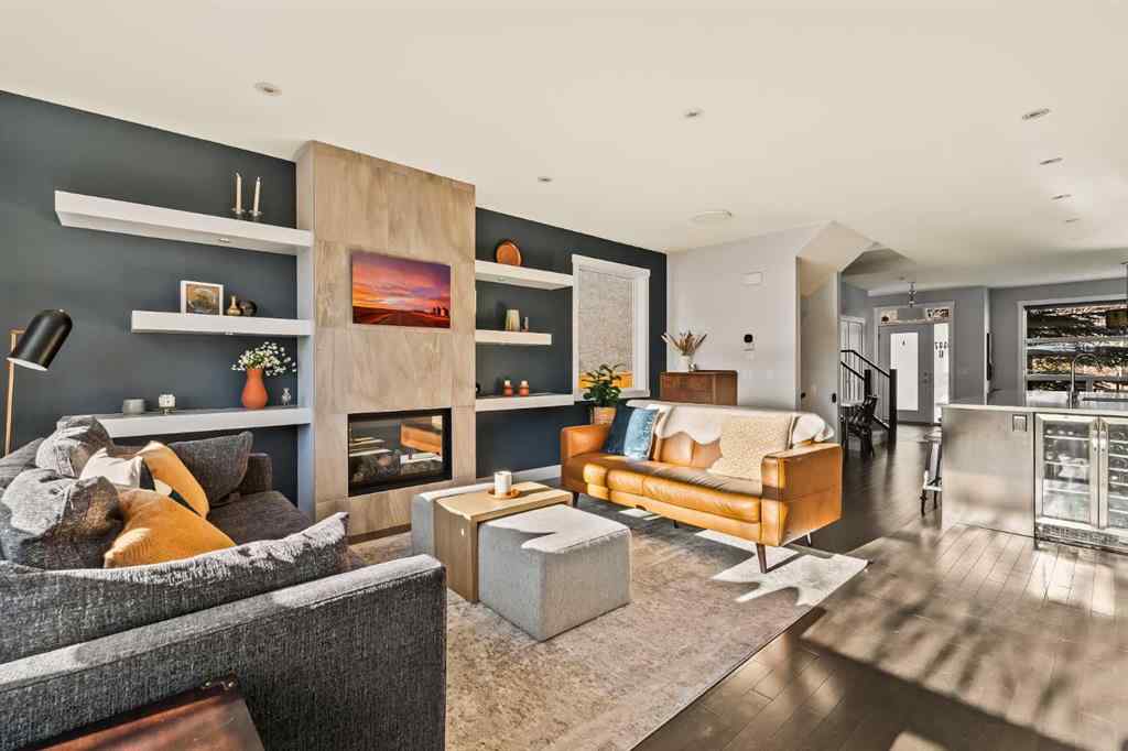 MLS&reg; # A2271332 - 447B 23 Avenue NW in Mount Pleasant Calgary, Residential Open Houses