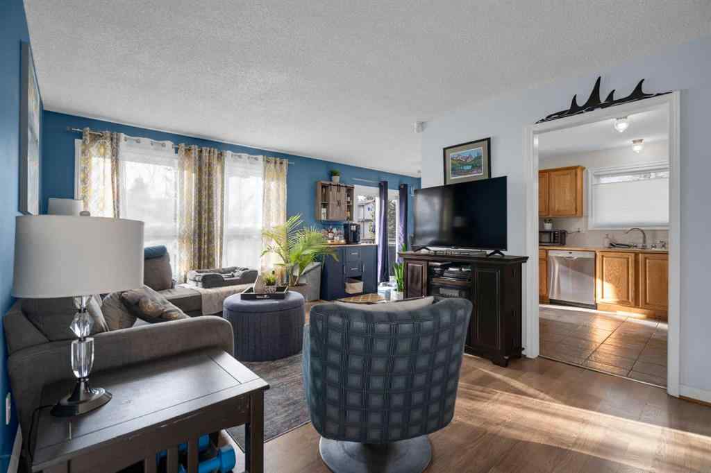 MLS&reg; # A2271336 - 3 Booth Crescent  in NONE Irricana, Residential Open Houses