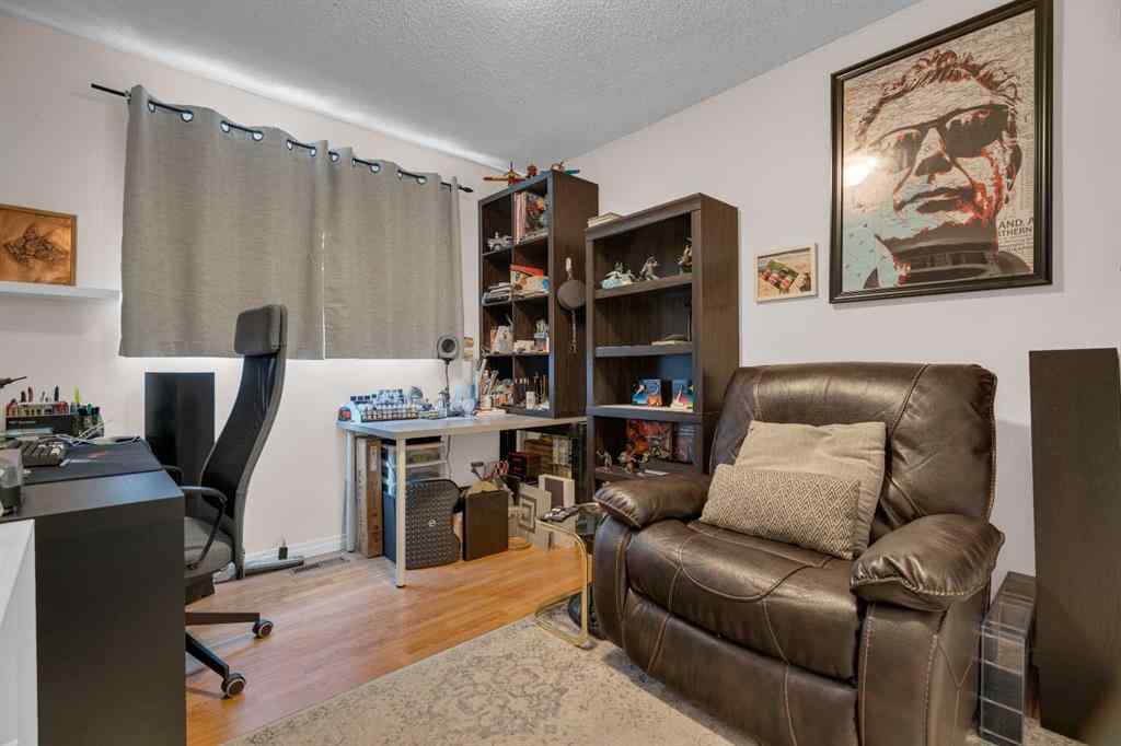 MLS&reg; # A2271336 - 3 Booth Crescent  in NONE Irricana, Residential Open Houses