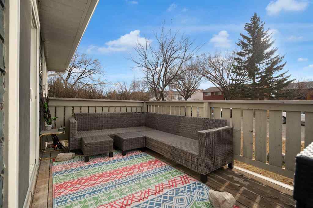 MLS&reg; # A2271336 - 3 Booth Crescent  in NONE Irricana, Residential Open Houses