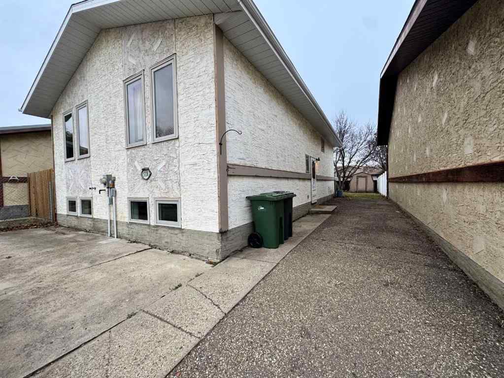 MLS&reg; # A2271338 - 5118 38 Street  in Riverside Ponoka, Residential Open Houses