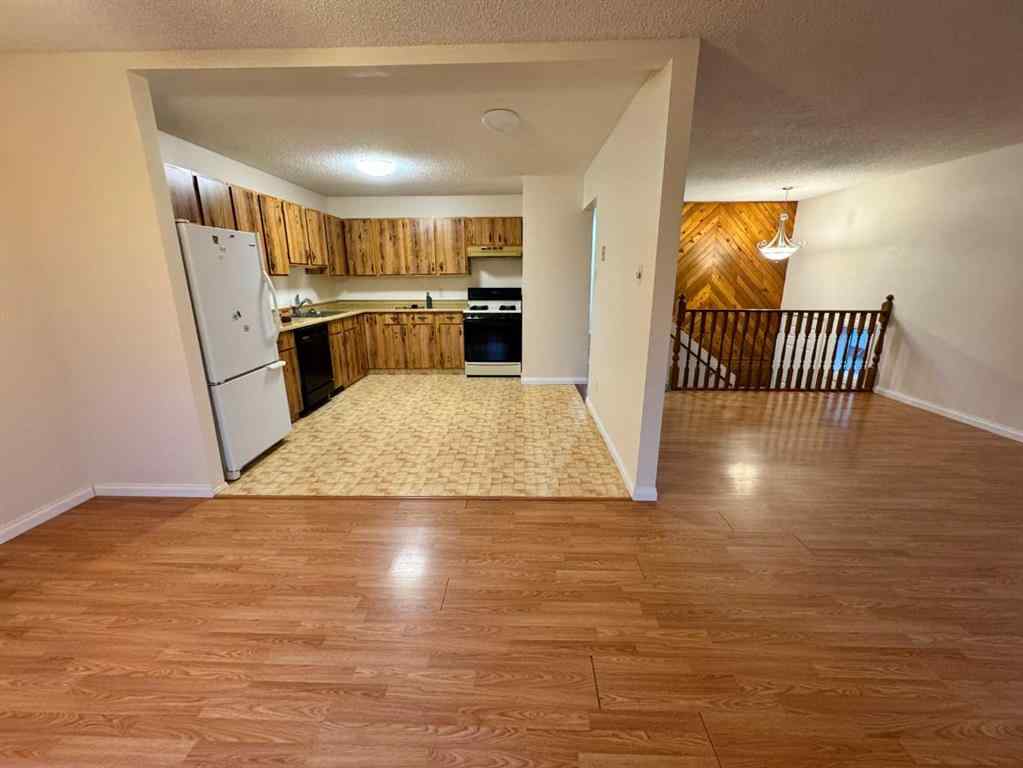 MLS&reg; # A2271338 - 5118 38 Street  in Riverside Ponoka, Residential Open Houses