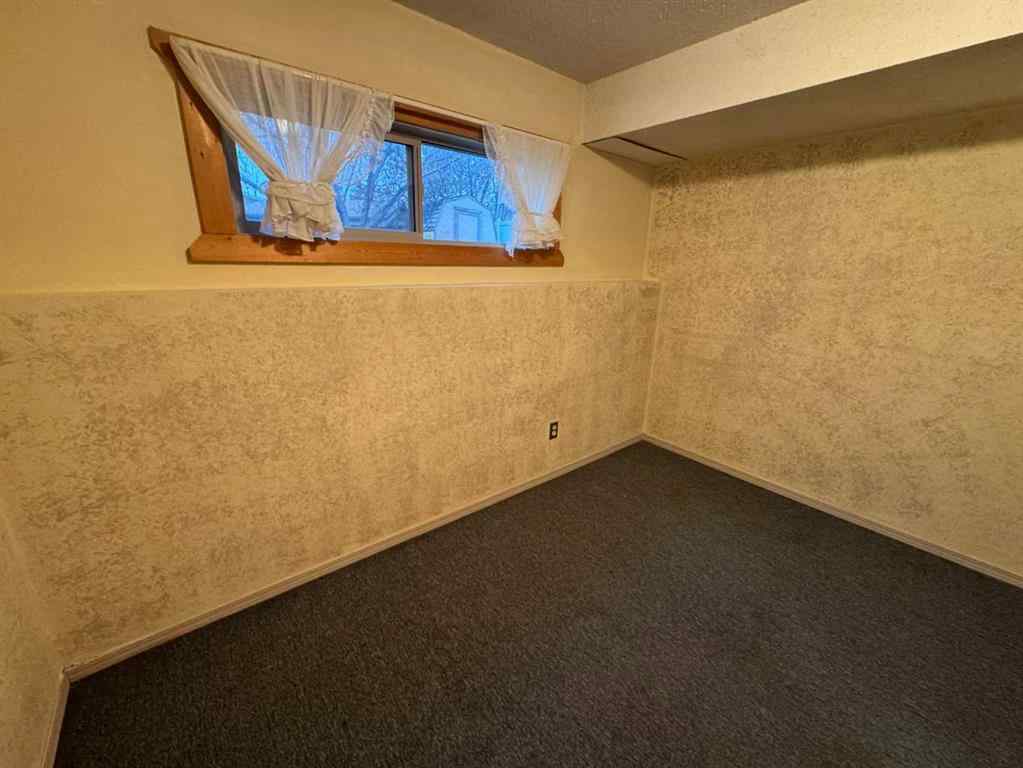 MLS&reg; # A2271338 - 5118 38 Street  in Riverside Ponoka, Residential Open Houses