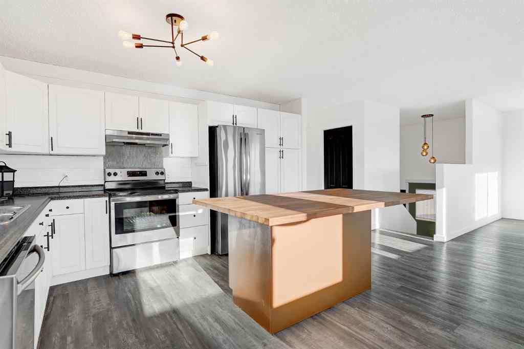 MLS&reg; # A2271350 - 11228 107 Avenue  in NONE Fairview, Residential Open Houses