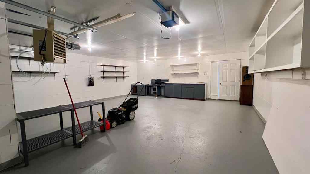 MLS&reg; # A2271353 - 202 2nd Avenue E in NONE Hanna, Residential Open Houses