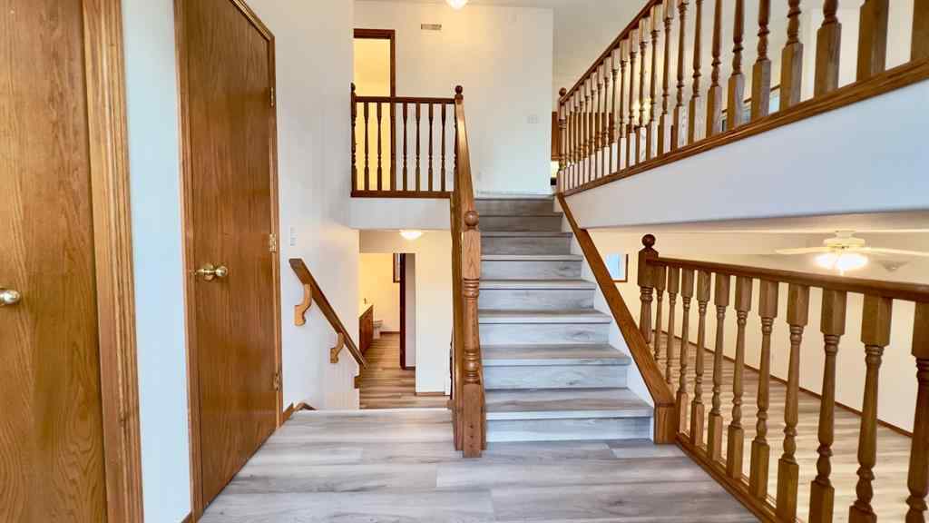 MLS&reg; # A2271353 - 202 2nd Avenue E in NONE Hanna, Residential Open Houses