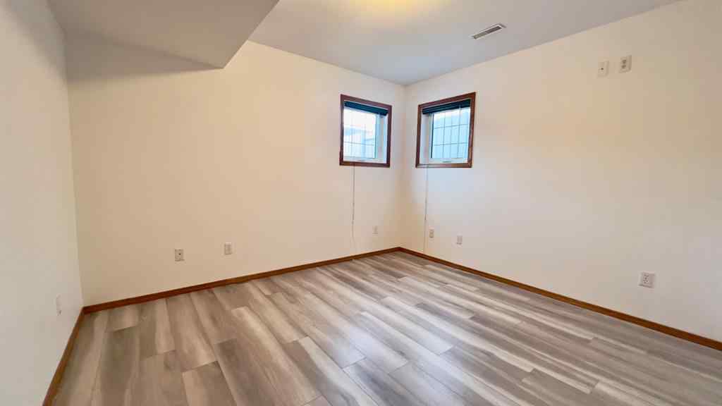 MLS&reg; # A2271353 - 202 2nd Avenue E in NONE Hanna, Residential Open Houses