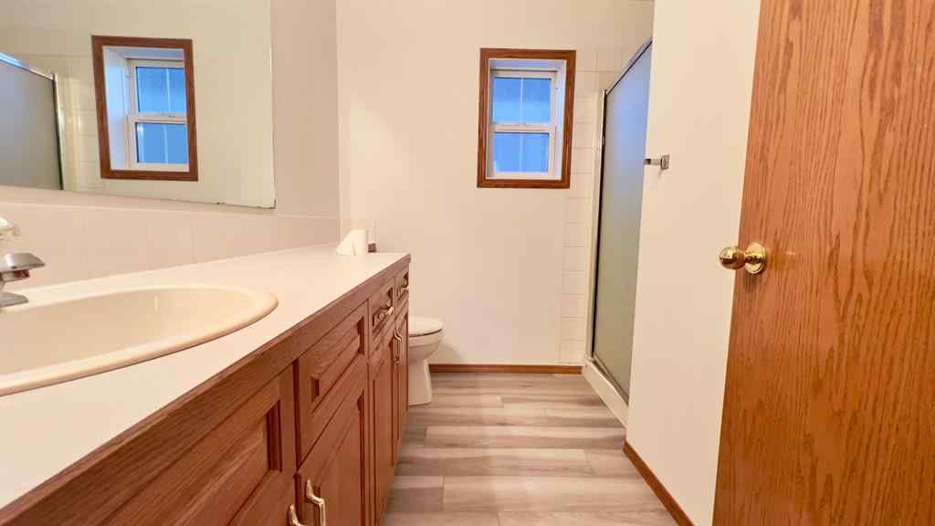 MLS&reg; # A2271353 - 202 2nd Avenue E in NONE Hanna, Residential Open Houses