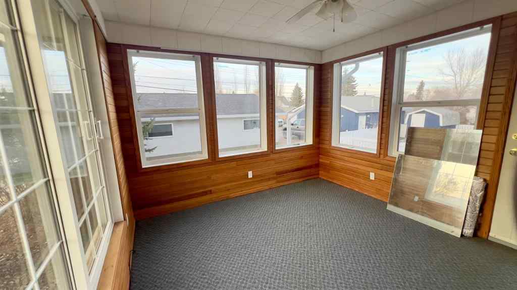 MLS&reg; # A2271353 - 202 2nd Avenue E in NONE Hanna, Residential Open Houses