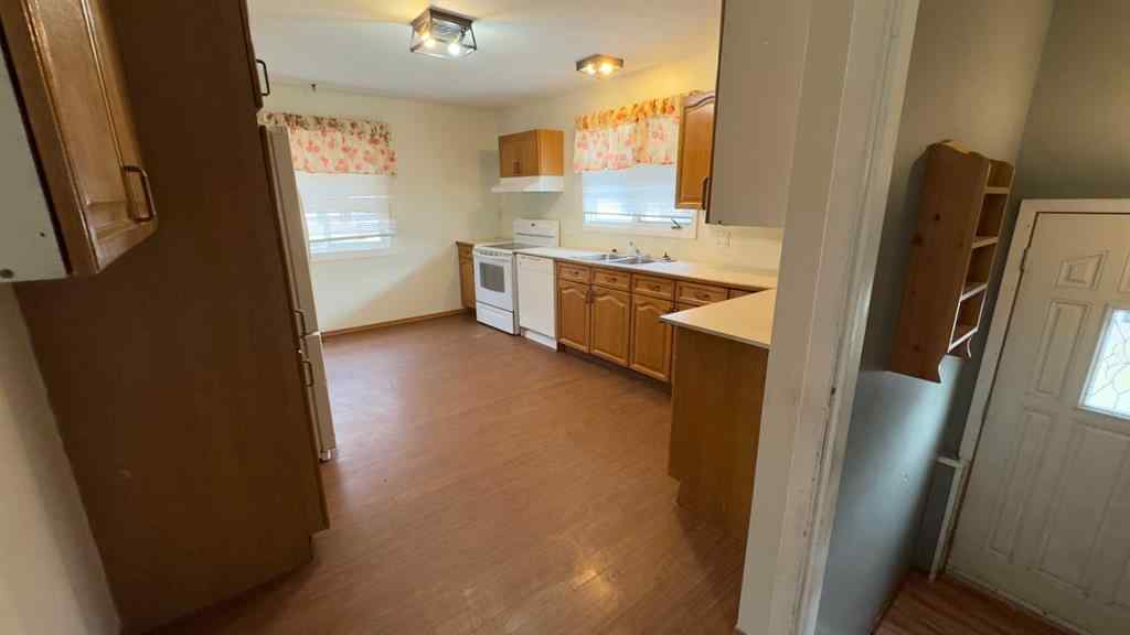 MLS&reg; # A2271354 - 5131 52 Street  in NONE Consort, Residential Open Houses