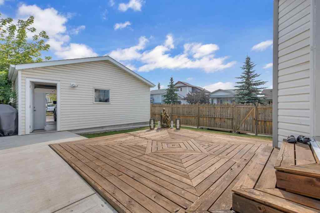 MLS&reg; # A2271357 - 190 Costa Mesa Close NE in Monterey Park Calgary, Residential Open Houses