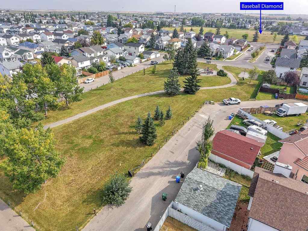 MLS&reg; # A2271357 - 190 Costa Mesa Close NE in Monterey Park Calgary, Residential Open Houses