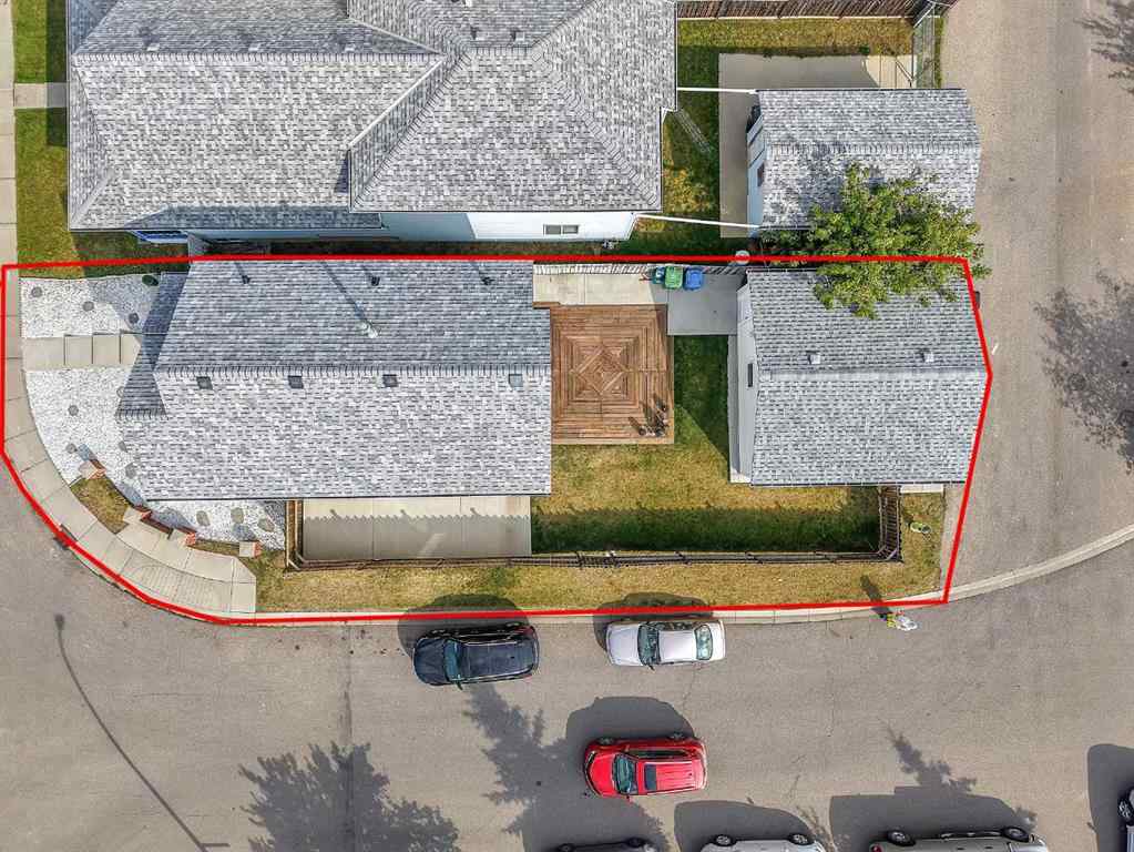 MLS&reg; # A2271357 - 190 Costa Mesa Close NE in Monterey Park Calgary, Residential Open Houses