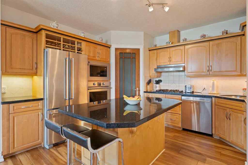 MLS&reg; # A2271360 - Unit #503 4 14 Street NW in Hillhurst Calgary, Residential Open Houses