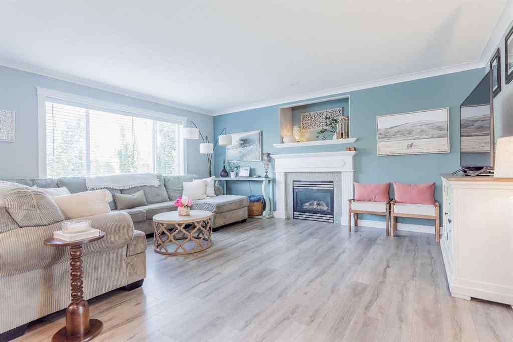 MLS&reg; # A2271361 - 9330 129 Avenue  in Crystal Lake Estates Grande Prairie, Residential Open Houses