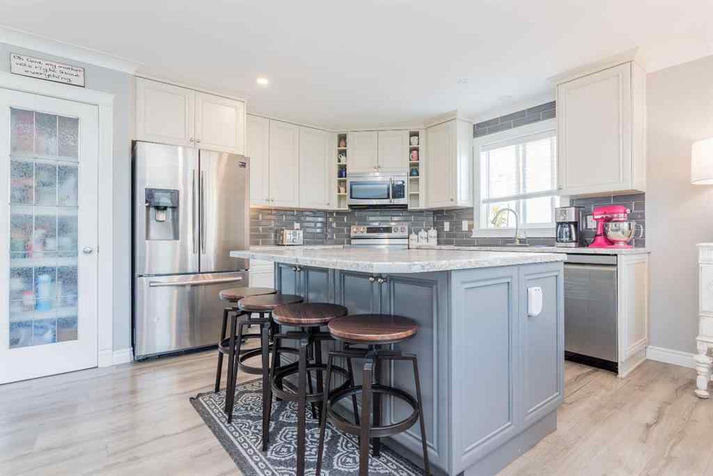 MLS&reg; # A2271361 - 9330 129 Avenue  in Crystal Lake Estates Grande Prairie, Residential Open Houses